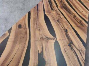 Esstisch Nussbaum – Epoxidharz – 220×105 – lagernd